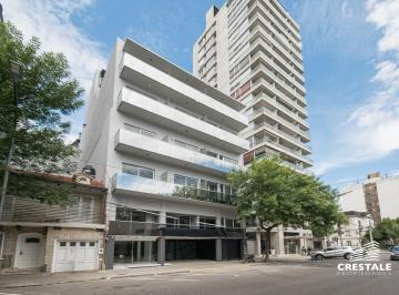 Departamento · 44m² · 2 Ambientes · 1 Cochera · Venta / Permuta - Departamento 1 Dormitorio con Patio y Cochera - Abasto, Rosario.