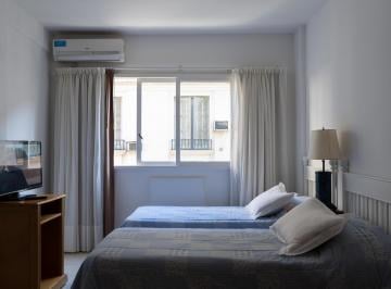 Departamento · 27m² · 1 Ambiente · Temporal Equipado Al Frente Para 2 Pers./ Muy Luminoso! Centro
