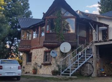 Casa · 2980m² · Cabañas en Villa Pehuenia