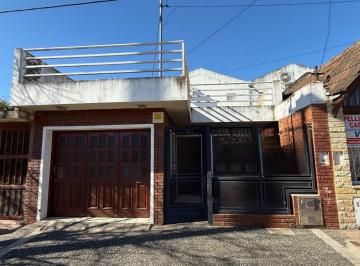 Casa · 63m² · 4 Ambientes · 1 Cochera · Casa en Venta en Pergamino