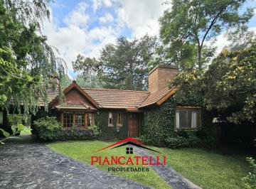 Casa · 1000m² · 4 Ambientes · 2 Cocheras · Venta de Casa con 4 Ambientes en Country Banco Provincia