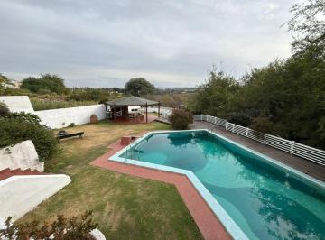 Casa de 10 ambientes, Córdoba · Venta Casa Cerro de Las Rosas 4 Dorm., Piscina, 2 Cocheras Ideal Inversionistas! Renta Airbnb