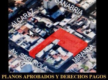 Terreno · 1922m² · Venta Terreno en Villa del Parque con Planos Aprobados