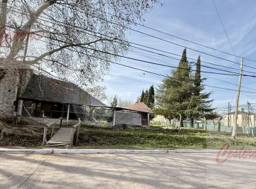 Terreno · 1835m² · Terreno en 1ro de Mayo y Tucumán