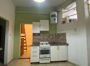 PH · 1 Ambiente · Alquiler PH 2 Ambientes Chico