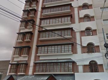 Departamento · 5 Ambientes · 1 Cochera · Departamento en Venta