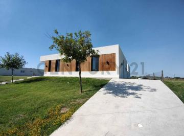 Casa · 160m² · 4 Ambientes · Casas en Vena en Hudson, Barrio Villalobos, 3 Dorm.