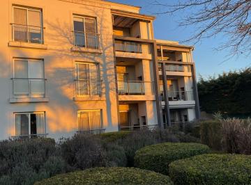 Departamento · 90m² · 3 Ambientes · 1 Cochera · Departamento Tres Ambientes a La Venta Apto Credito