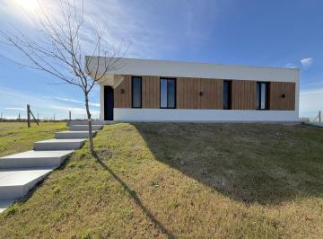 Casa · 160m² · 4 Ambientes · Casa en Villalobos