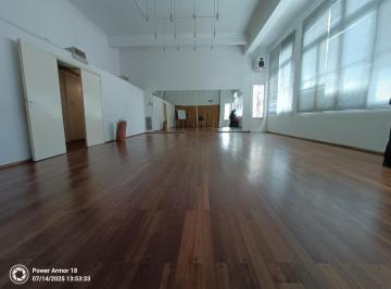 Oficina comercial · 298m² · 6 Ambientes · Venta Oficina en Belgrano con Locales y Detalles Unicos Casi 5 m de Altura Sus Techos