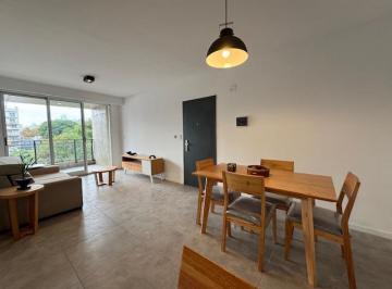Departamento · 65m² · 3 Ambientes · 1 Cochera · 2 Dorm. Centro con Patio