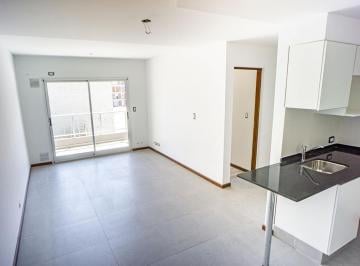 Departamento · 80m² · 2 Ambientes · 1 Dormitorio con Patio Rosario