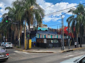 Local comercial · 160m² · Local en Esquina