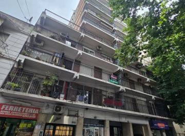Departamento · 32m² · 1 Ambiente · Monoambiente con Gran Patio y Cocina Separada
