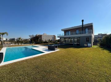 Casa de 4 ambientes, Ezeiza · Hermosa Casa en Terralagos Canning