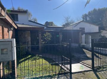 Casa · 145m² · 2 Dormitorios · 1 Cochera · Casa en 116 E/ 31 y 33