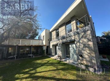 Casa · 251m² · 6 Ambientes · Casa en Los Fresnos (Pilar)