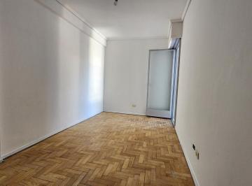 Departamento · 46m² · 3 Ambientes · Departamento Reciclado a Nuevo en Flores