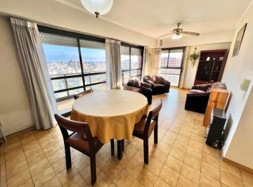 Departamento de 3 ambientes, Mar del Plata · 3 Ambientes a La Calle con Vista Panorámica y Cochera Fija en Venta