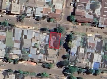 Terreno · 170m² · Terreno en Venta Esquina Zona Fco. de Haro y Av Chacabuco