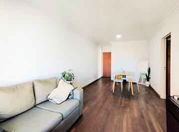 Departamento · 76m² · 5 Ambientes · Venta/ Permuta Departamento 3 Dorm. Balcón Al Frente - Martin, Rosario Apto Credito