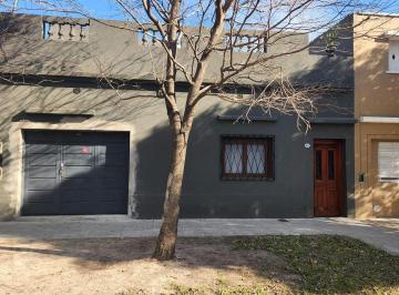 Casa · 150m² · 3 Ambientes · 1 Cochera · Casa 2 Familias con Galpon Solier 4317 Villa Dominico