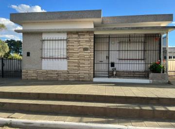 Casa · 120m² · 4 Ambientes · 1 Cochera · Casa en Anchorena 159 - Miguel Riglos