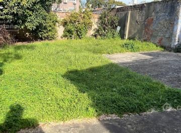 Terreno · 110m² · 3 Ambientes · 1 Cochera · Exc. Zona, Casa Ideal Para Refaccionar, Valor Lote