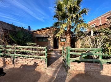 Casa · 140m² · 3 Ambientes · 1 Cochera · Casa en Lujan de Cuyo