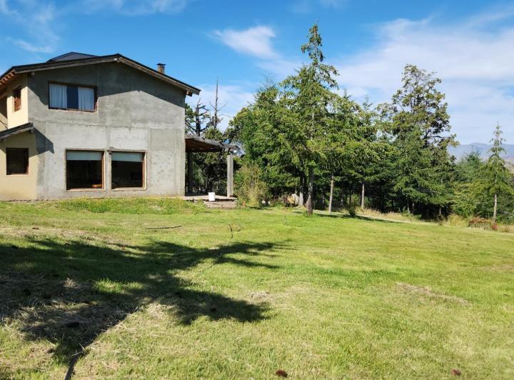 Casa · 200m² · 5 Ambientes