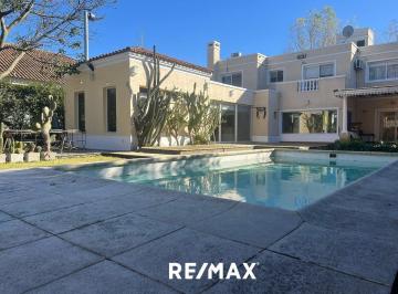 Casa · 248m² · 5 Ambientes · 3 Cocheras · Alquiler Casa 5 Amb Amoblada - B Los Sauces Pilar