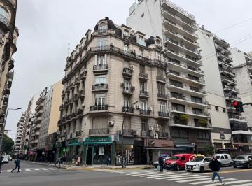 Departamento · 117m² · Venta Semipiso de Estilo Francés en Barrio Norte – Apto Profesional