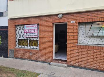 Casa · 150m² · 4 Ambientes · 1 Cochera · Casa - B. San Jose