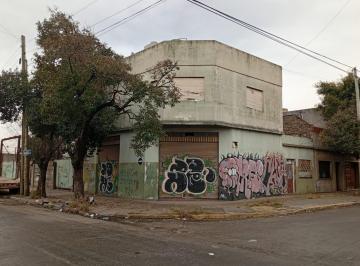 ESQ. EN VENTA DEPTO   LOCAL · Depto en Venta 4 Amb. + Local en San Justo