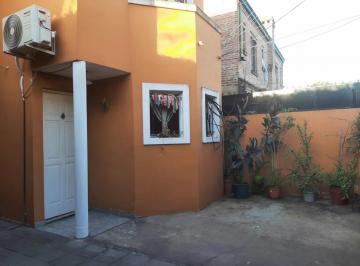 PH · 50m² · 3 Ambientes · 1 Cochera · PH en Venta con Entrada Independiente