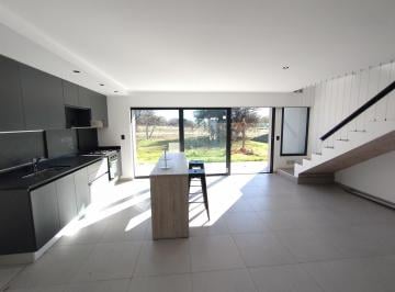 Casa · 150m² · 3 Dormitorios · 2 Cocheras · Excelente Duplex a La Venta en Acquavista 3 Dorm