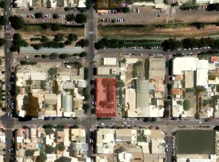 Edificio · 334m²