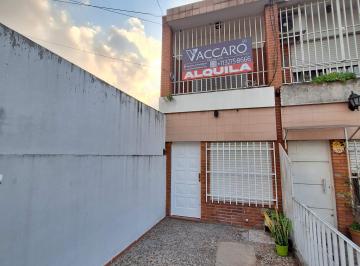 Departamento de 3 ambientes, La Matanza · Alquiler - Duplex 3 Amb con Patio y Cochera - Tablada (A m Avda San Martin)