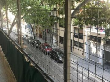 Departamento de 3 ambientes, Belgrano · 3 Amb Fte 2* Piso Bcon Corrido Luminoso, Zonasubte y Avs Cabildo/juramento