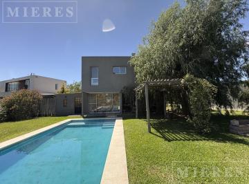 Casa · 190m² · 5 Ambientes · 2 Cocheras · Casa en Venta en San Matias Área 3