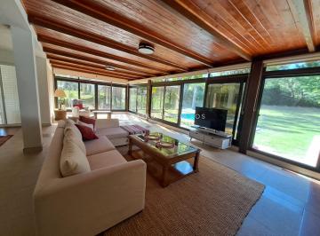 Foto1 · Espaciosa Casa en Barrio Privado de 6 Dorm y Piscina en Punta del Este