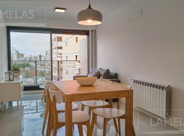 Departamento · 52m² · 2 Ambientes · Venta Departamento 1 Dormitorio Doble Balcón - Sarmiento 1500