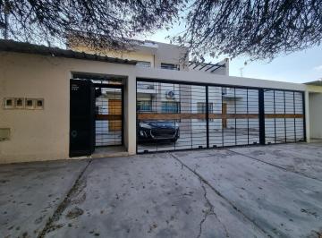 Departamento · 62m² · 2 Dormitorios · 1 Cochera · Departamento en Luzuriaga