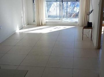 Departamento · 47m² · 2 Ambientes · Departamento en Venta en Flores, Capital Federal, Buenos Aires