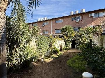 Casa · 171m² · 4 Ambientes · 1 Cochera · En Venta en Olivos 4 Amb C/ Jardín - Apto Crédito