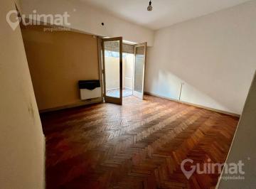PH · 80m² · 4 Ambientes · PH 4 Amb Al Frente C/balc. Av Boedo y Caseros.