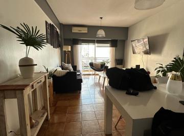 Departamento de 4 ambientes, Avellaneda · Alquilo Depto 4 Ambientes Ameghino 1000 Avellaneda