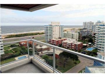 Departamento · 1m² · 3 Ambientes · 1 Cochera · Departamento - Playa Brava