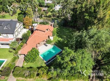 Casa · 169m² · 4 Ambientes · 6 Cocheras · Casa en Venta en El Club Naútico Escobar