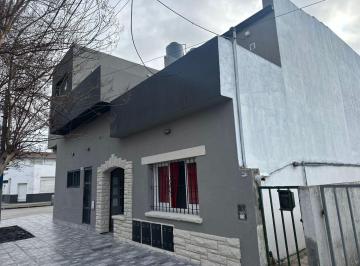 PH · 45m² · 2 Ambientes · PH en Venta 2 Ambientes Al Frente Zona San José